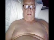 abuelo cum en la webcam