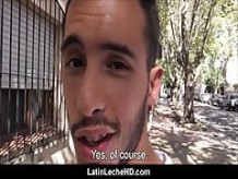 Jovencito latino heterosexual follado por un desconocido por dinero en efectivo POV