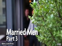 Alex Mecum y Chris Harder - Married Men Part 3 - Str8 to Gay - Vista previa del tráiler - Men.com