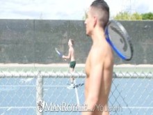 ManRoyale Después de jugar al tenis, follar por el culo con Timothy Drake y Beau Taylor
