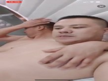 Papi y su hijastro tienen sexo en la webcam