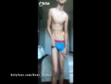 ¡Legal Twink Boy se desnuda y se desnuda para TikTok!