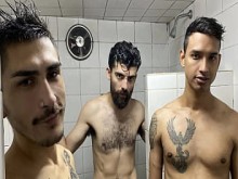 Los twinks latinos disfrutan probándose los culos unos a otros - Dickforcash