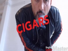 English Leather Master - cigarro, pedos, pies, orina, puño, semen