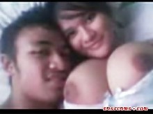 Indonesia - acción de chicas juntas