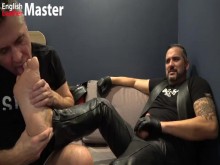 English Leather Master show en vivo parte 2 Talla 13 Adoración de pies EE.UU. VISTA PREVIA Video completo 19 minutos