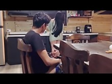 Mi hijastro me revienta el culo mientras su padrastro no está0ff7