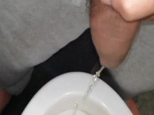 Es un desperdicio de néctar dorado, ¿Quieres un poco?