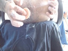 INTENTANDO ABRIRME EL CULO CON AMBAS MANOS