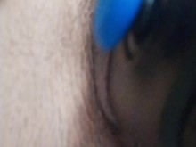 Chico FTMO se masturba con el mando de Xbox