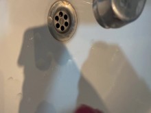 Me gusta masturbarme sentada en mi baño