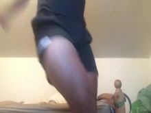 novio bi bailando con la nueva Ariana