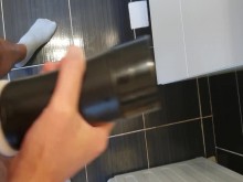 Follando mi coño de bolsillo y corriéndome