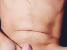Dilf masturbándose con condón. ¡Mira mi OF!