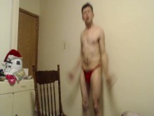 ¡Adorémoslo! ¡El stripper Carlos se vuelve crudo y lascivo!